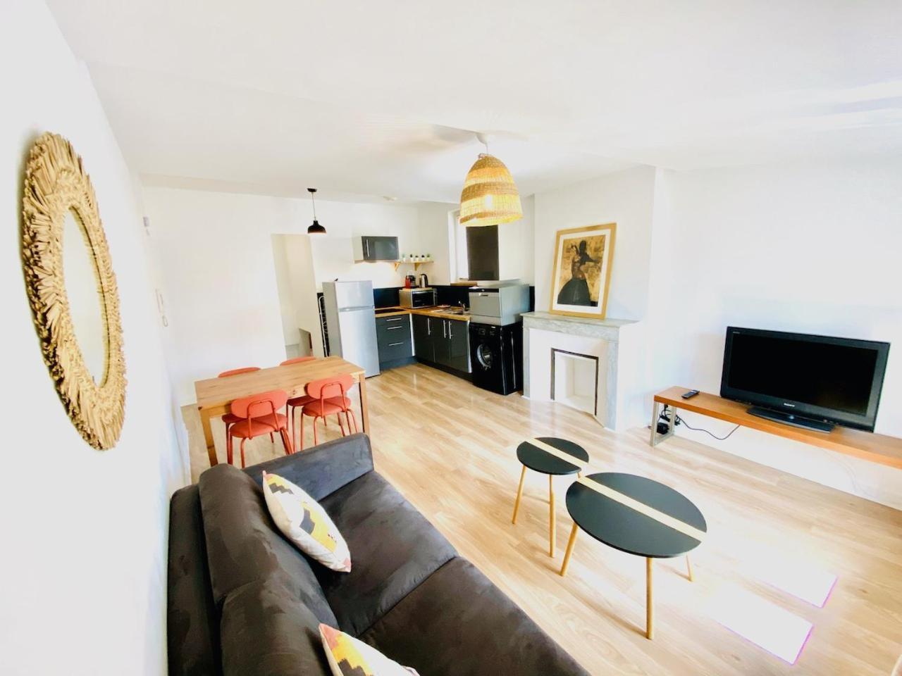 Casajoy, Ms, Aix-En-Provence Apartment ภายนอก รูปภาพ